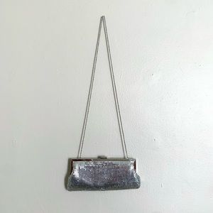 La Regale Sparkly Silver Clasp Clutch Shoulder Bag with Chain Strap.